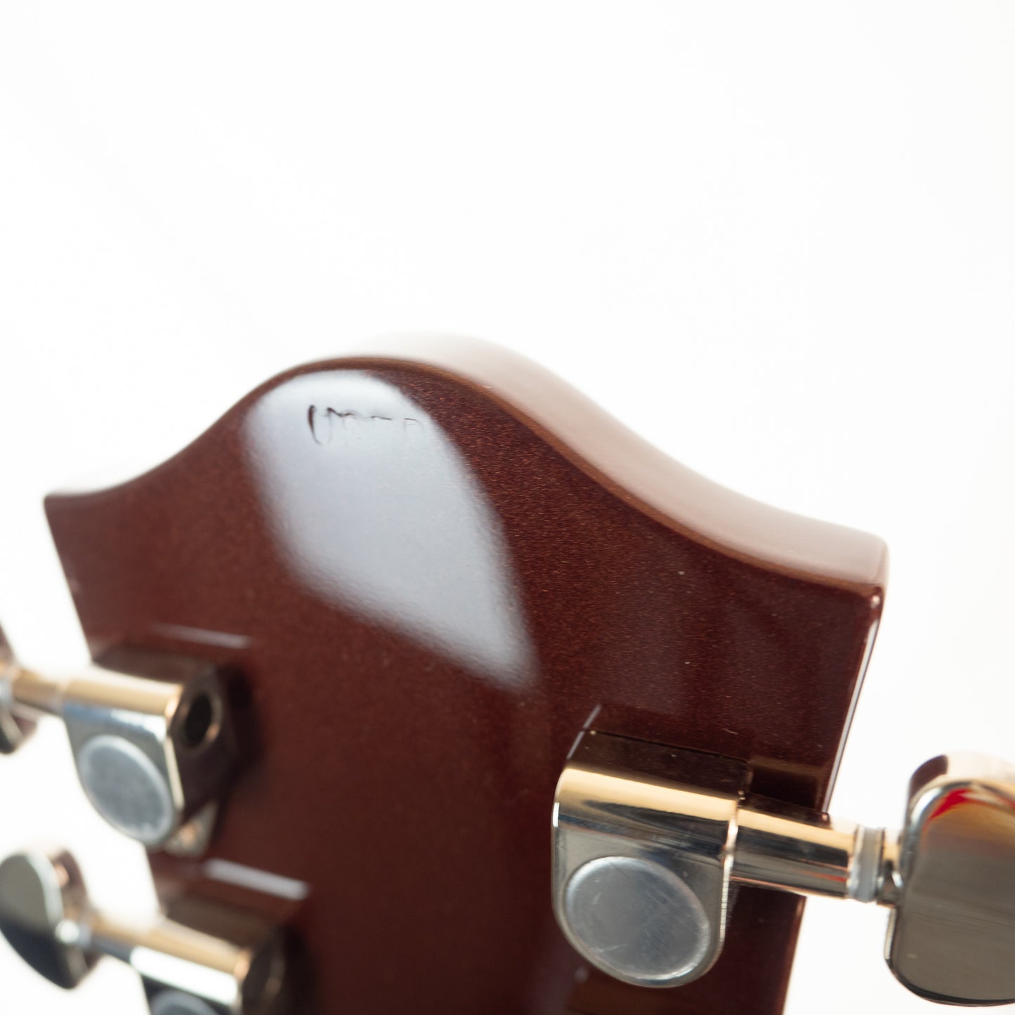 Gretsch G2604T Streamliner Rally II center block Bamboo color electric guitar
