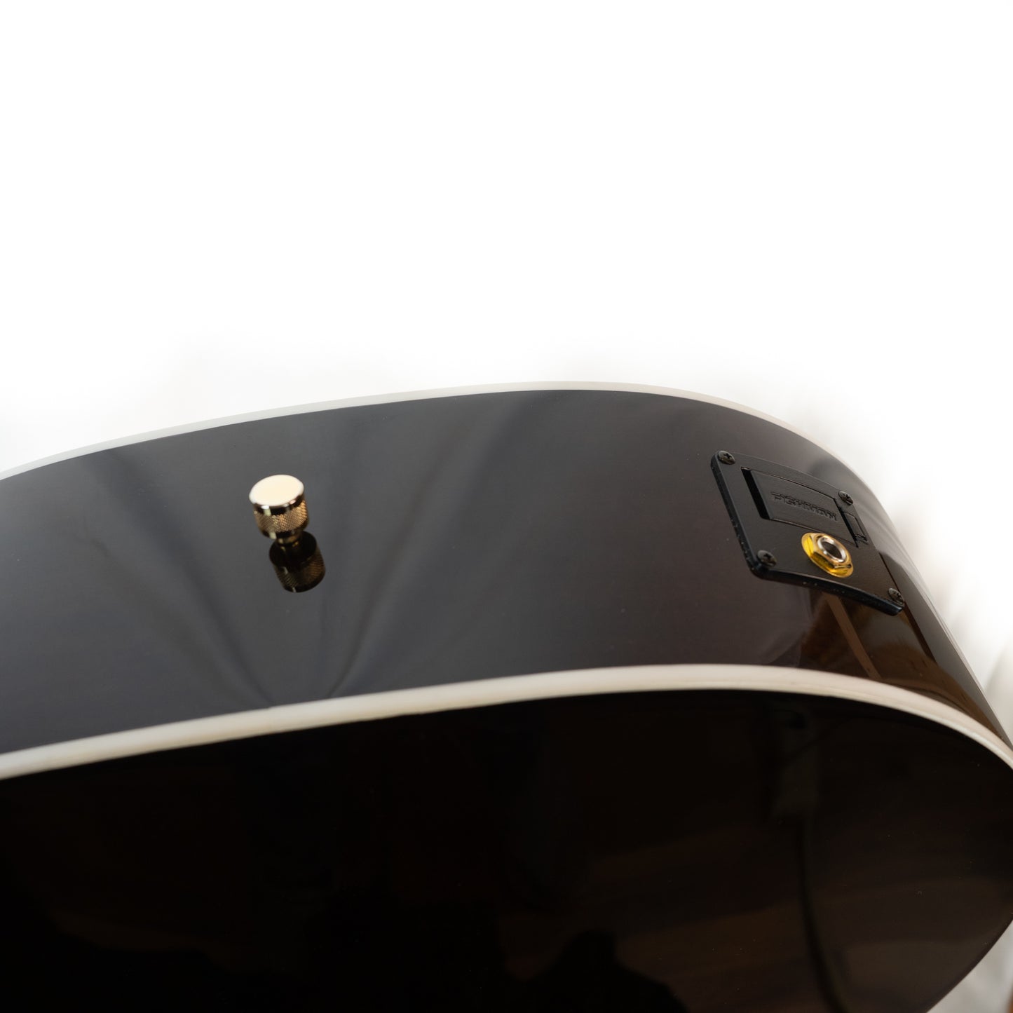 Gretsch G5024E dreadnought sunburst acoustic electric guitar