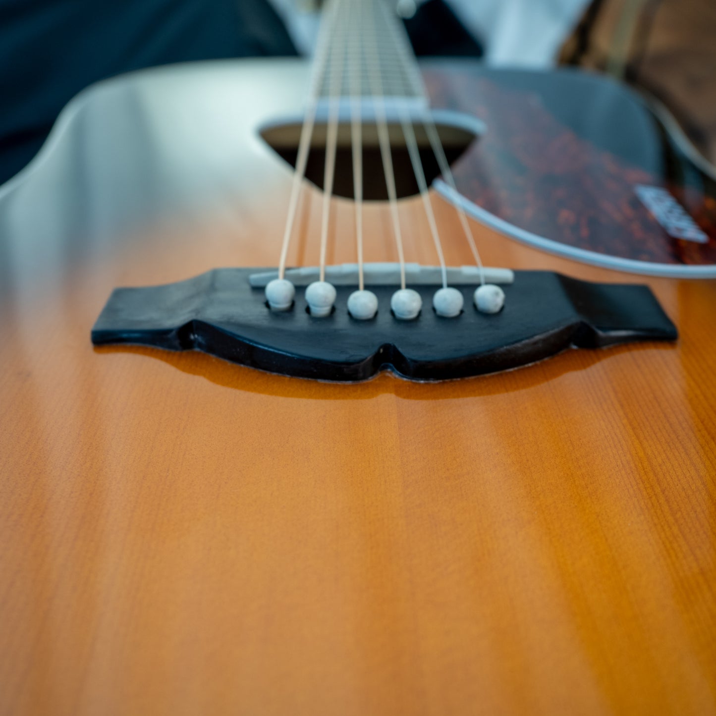 Gretsch G5024E dreadnought sunburst acoustic electric guitar