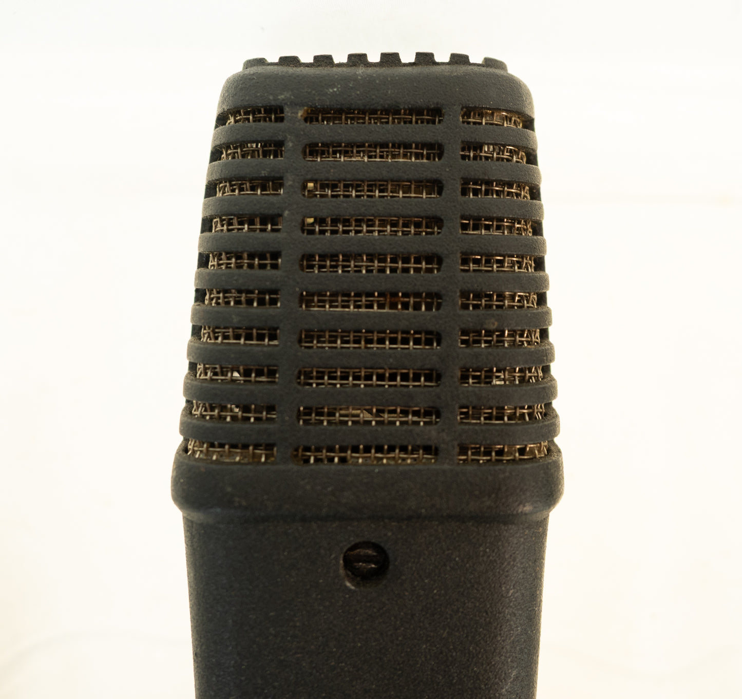 Oktava MK-219 condensor microphones, pair with stand mounts