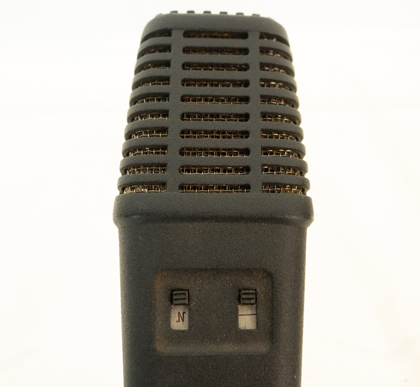 Oktava MK-219 condensor microphones, pair with stand mounts