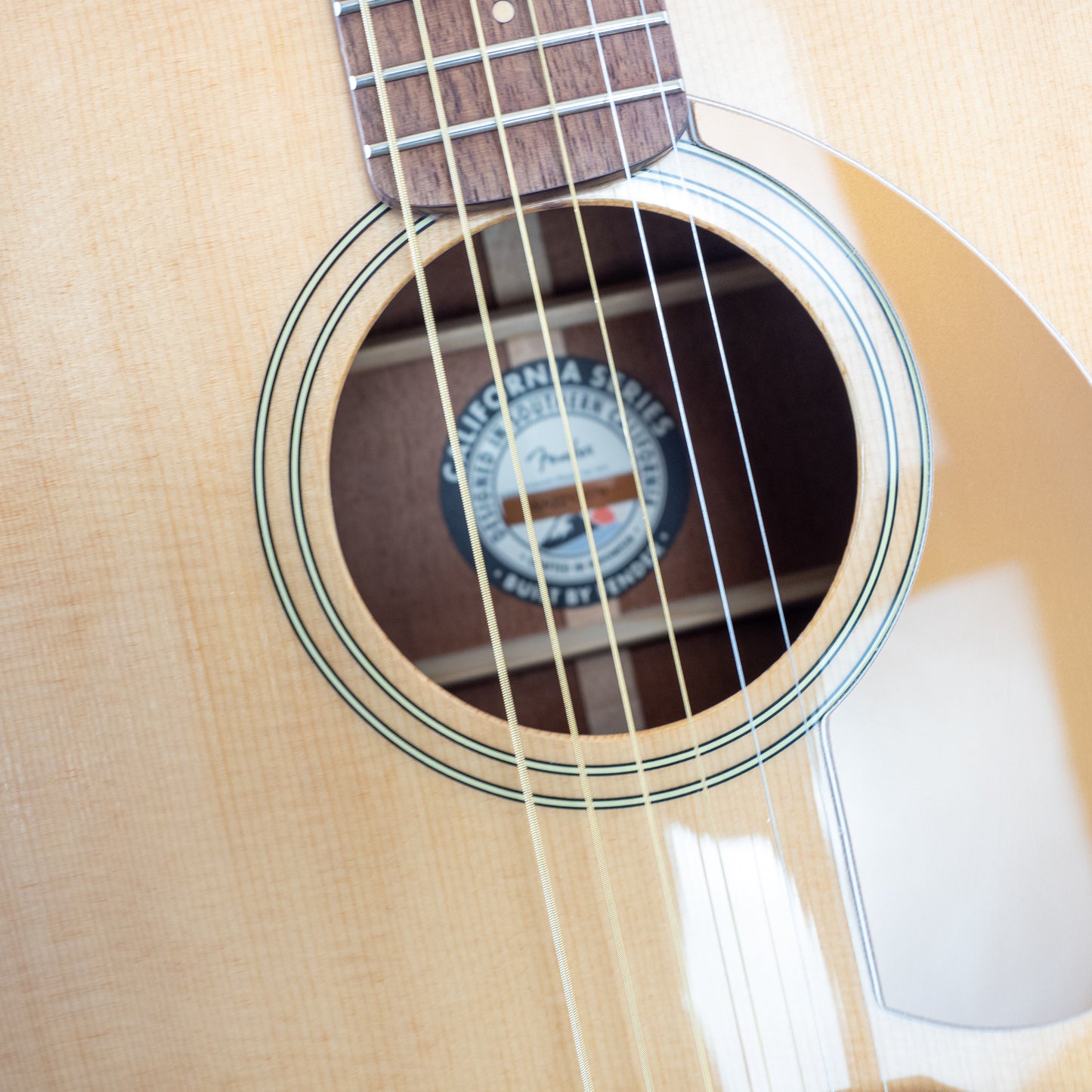 Fender Redondo Player, cutaway acoustic electric guitar, Natural, pro repair