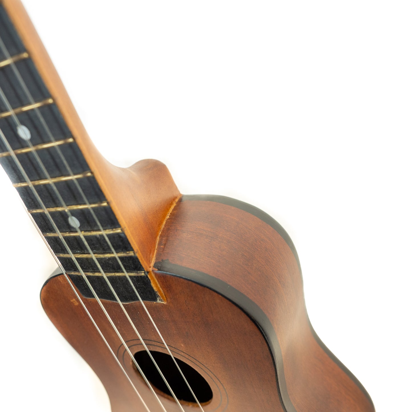 HILO 2652 Soprano Ukulele with gigbag