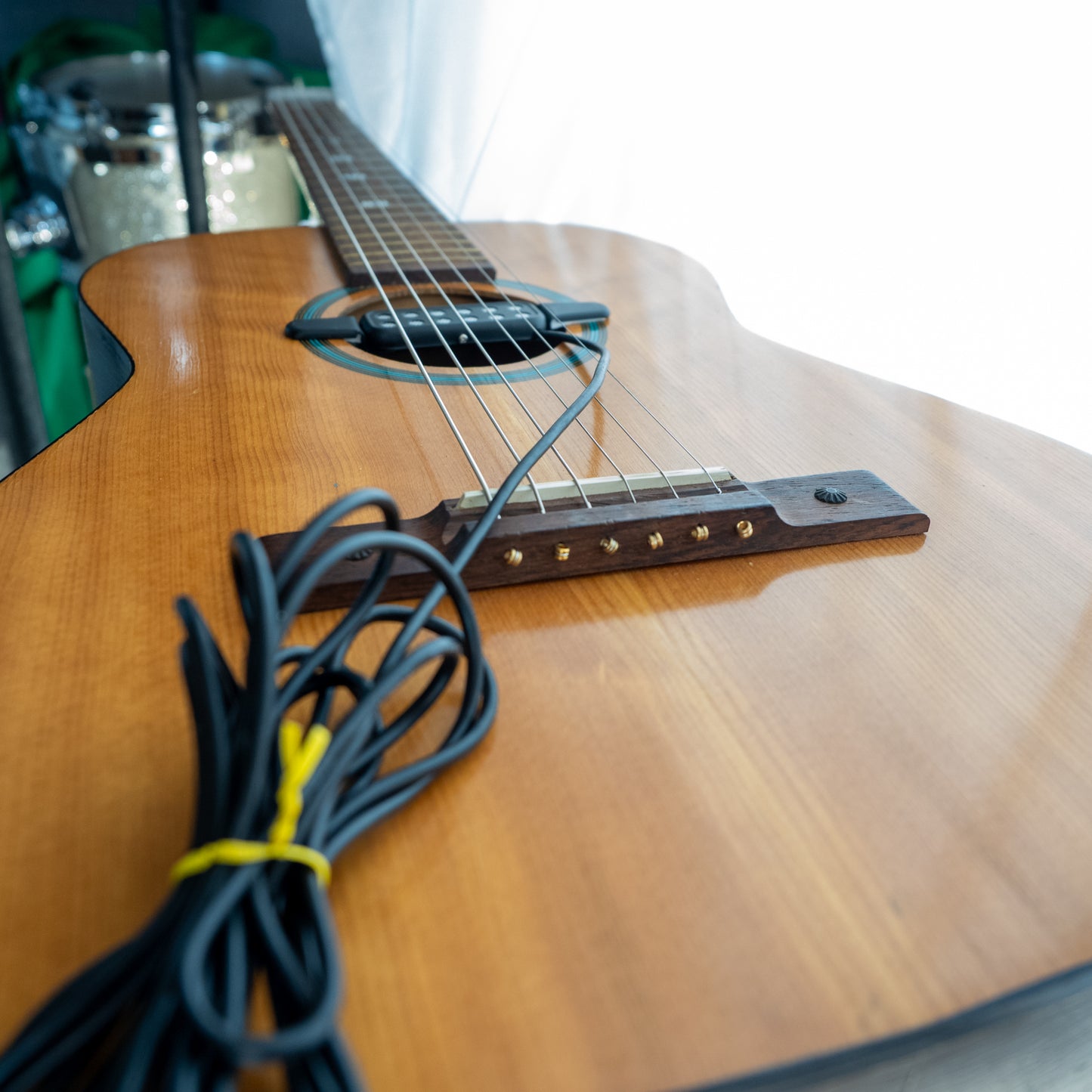 Silvertone 660 (KAY) USA made slide acoustic guitar with pickup and case