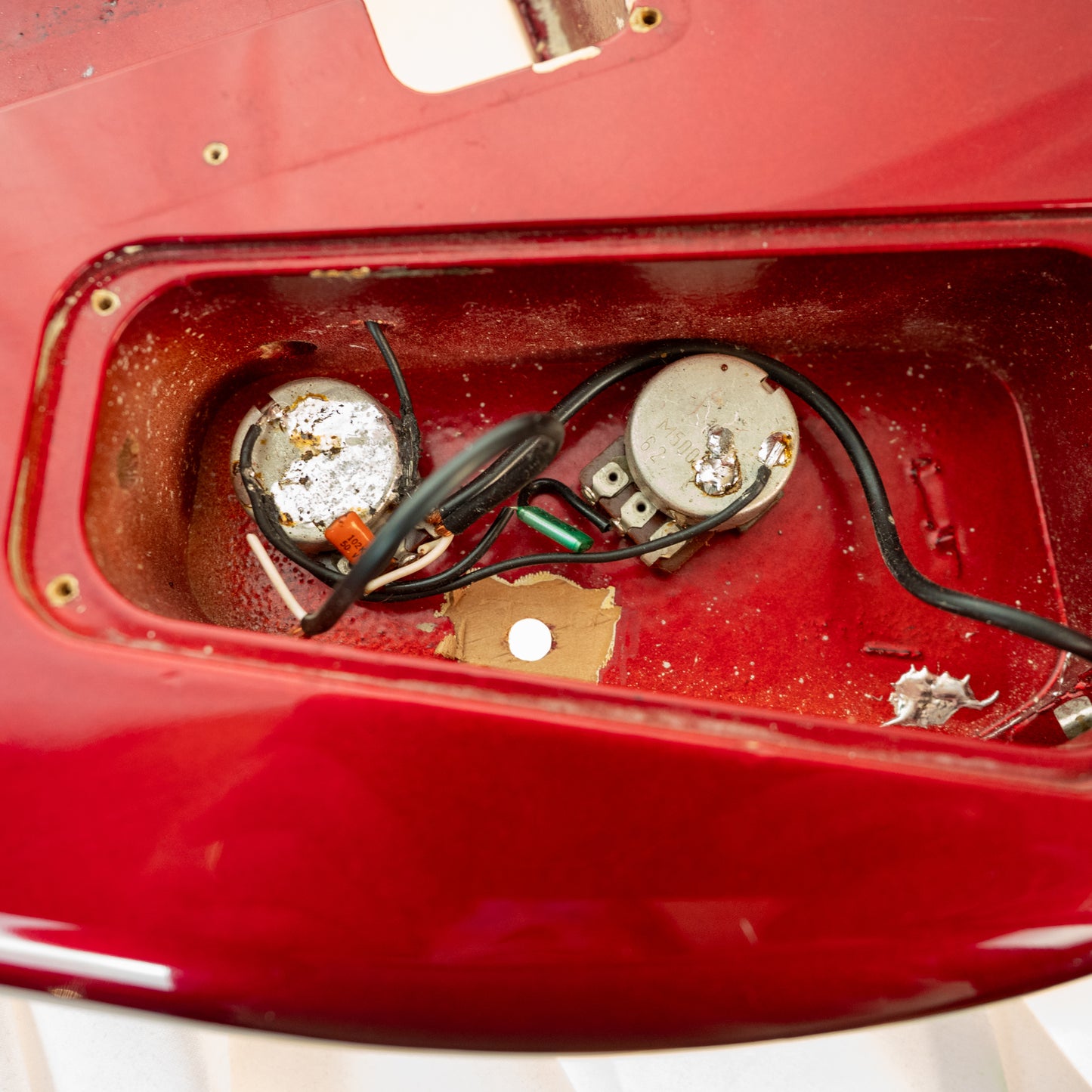 Kramer Focus F2000? MIJ? body candy apple red, mid eighties?