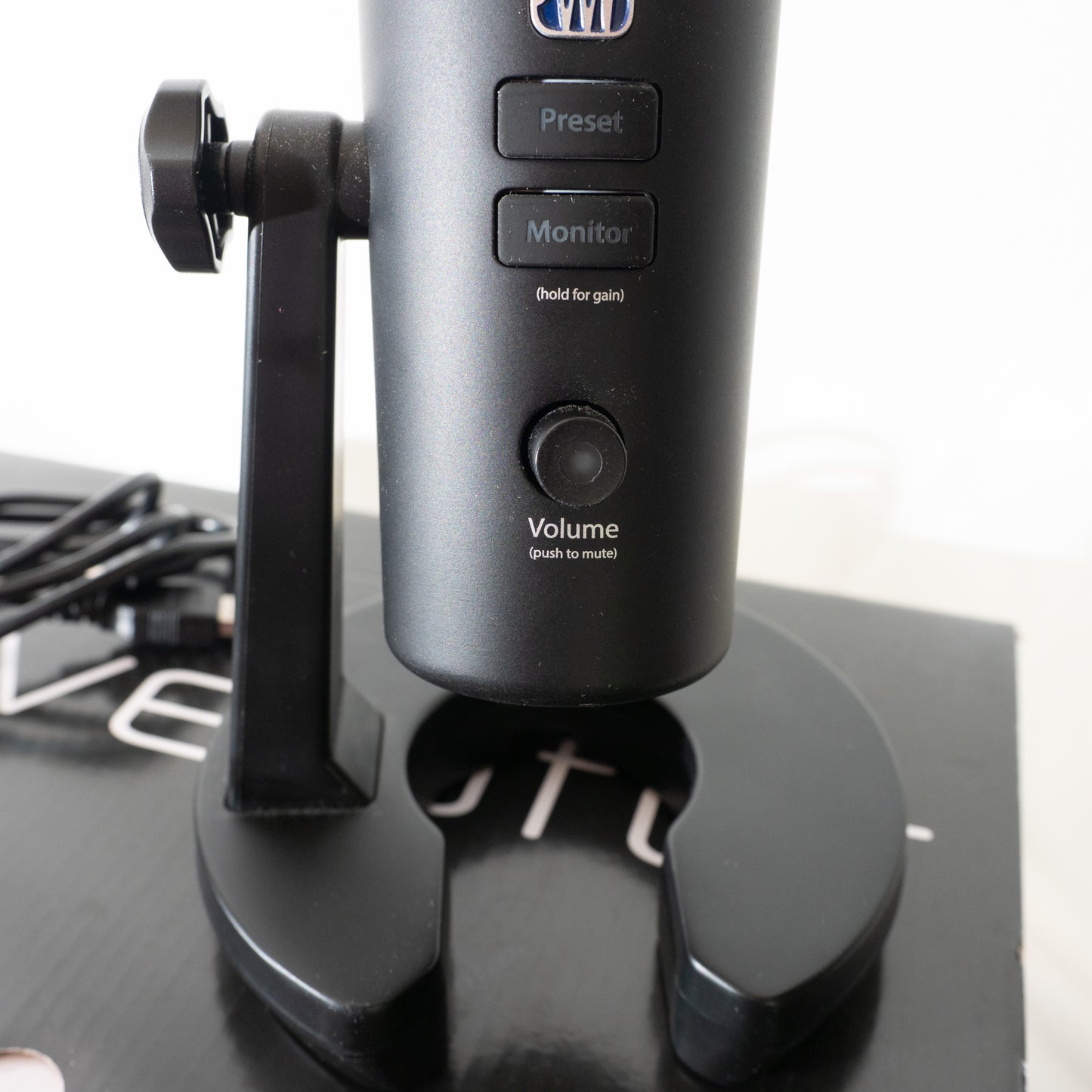 Presonus Revelator demo model USB Microphone with stand, software not included