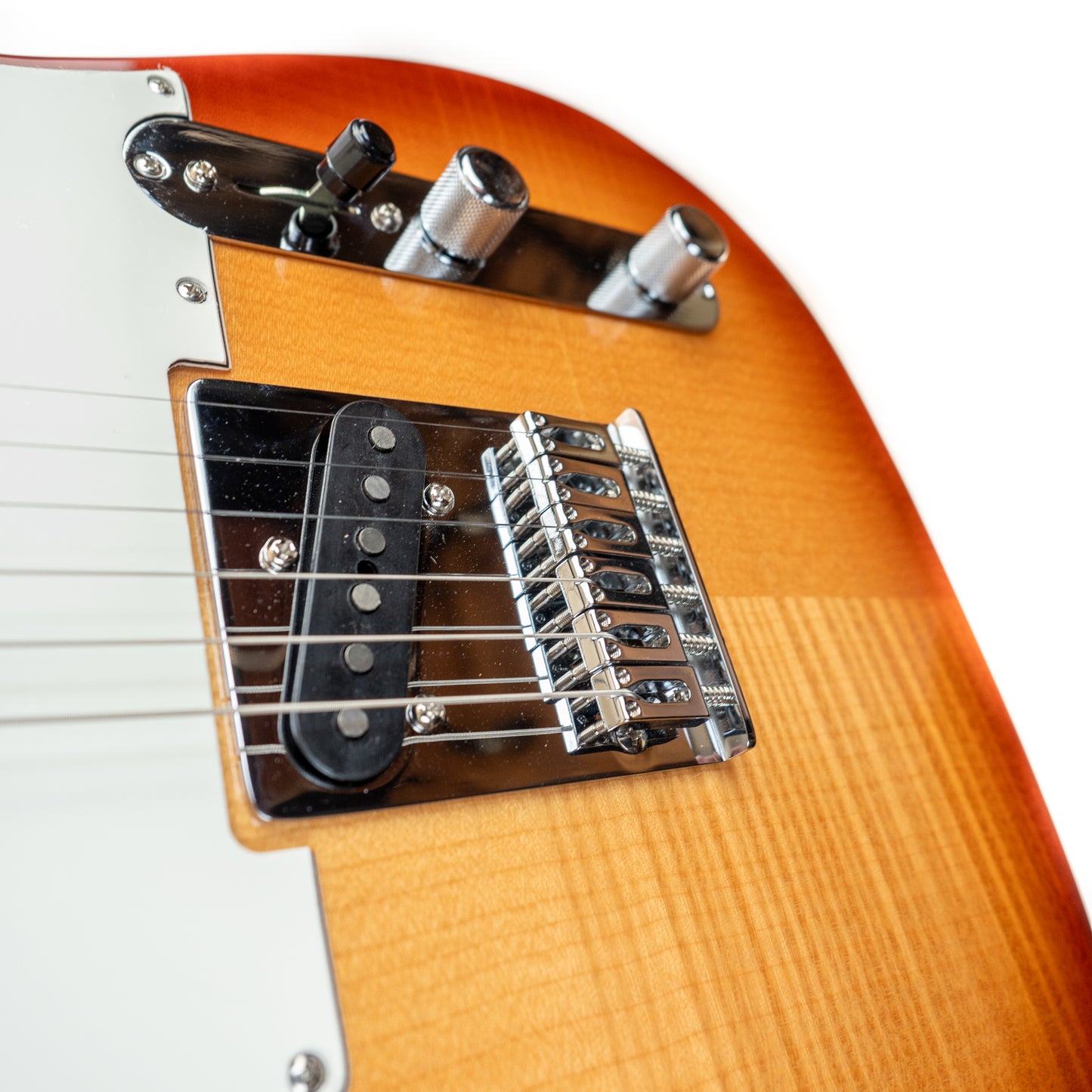 FENDER - Limited Edition Player Telecaster Plus Top Maple Fingerboard Sienna Sunburst - 0140228547