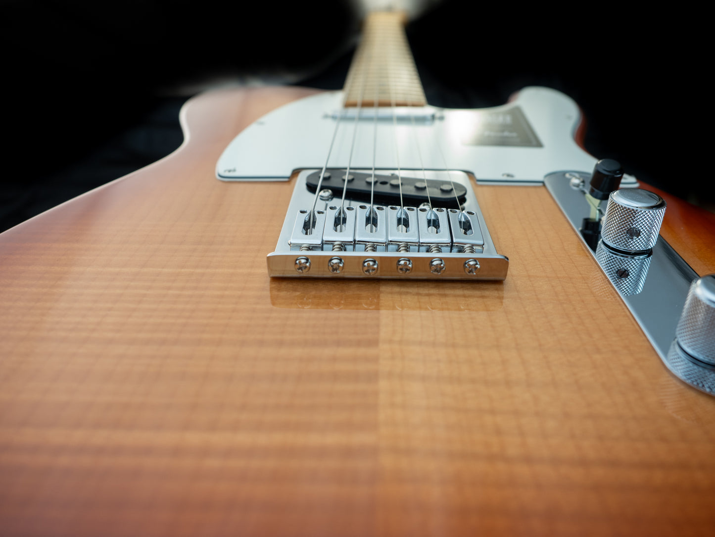 FENDER - Limited Edition Player Telecaster Plus Top Maple Fingerboard Sienna Sunburst - 0140228547