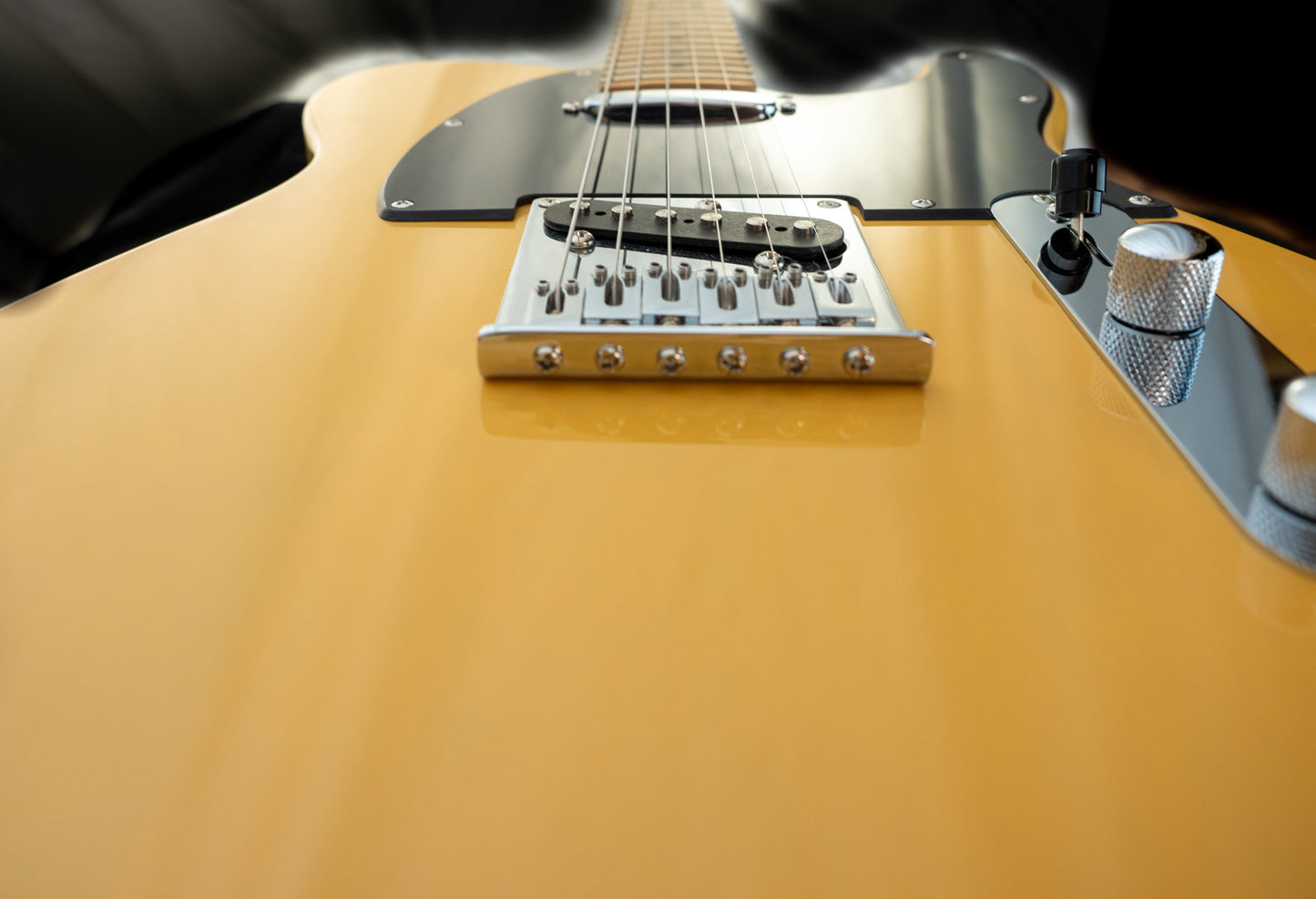 Squier Affinity Telecaster butterscotch blond with Gotoh locking tuners, gigbag electric guitar