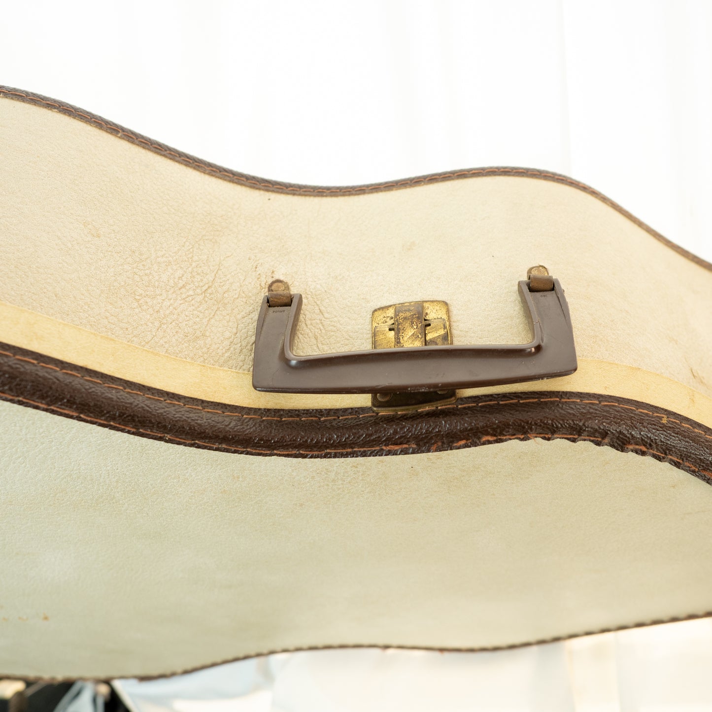 Silvertone 660 (KAY) USA made slide acoustic guitar with pickup and case