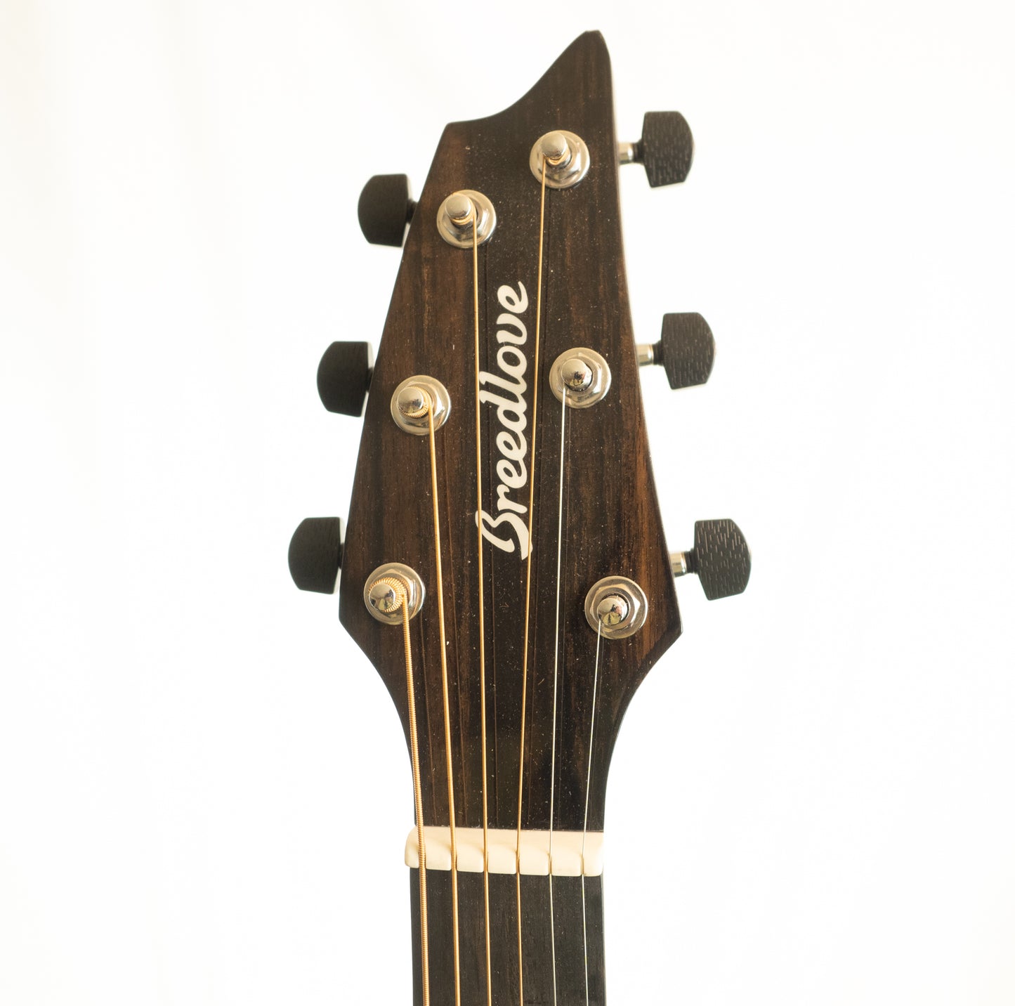 Wildwood Concert Blackbird CE African Mahogany cutaway acoustic electric guitar