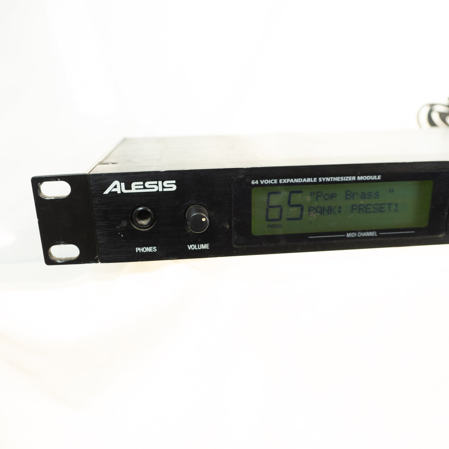 Alesis QSR midi sound module with aftermarket power supply (broken rack ear)