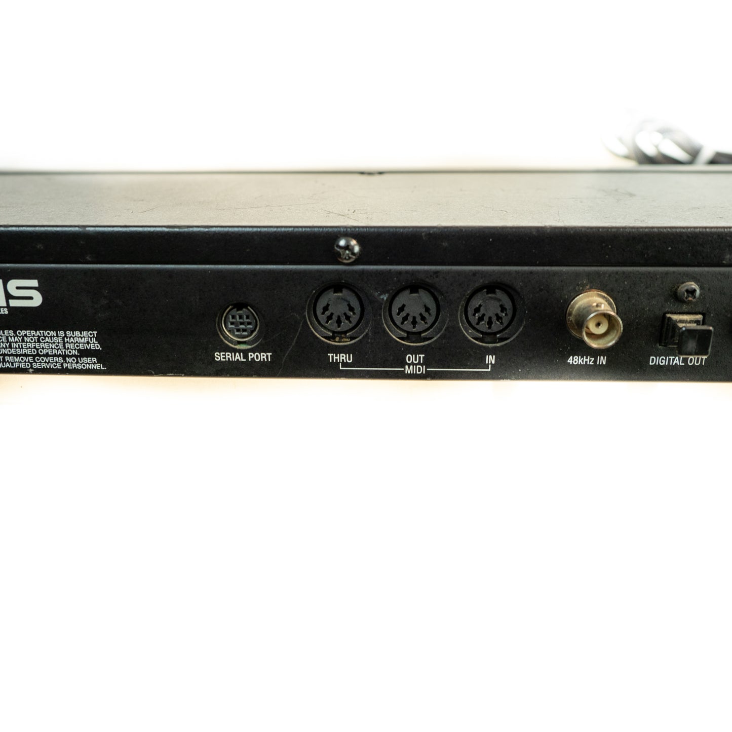 Alesis QSR midi sound module with aftermarket power supply (broken rack ear)