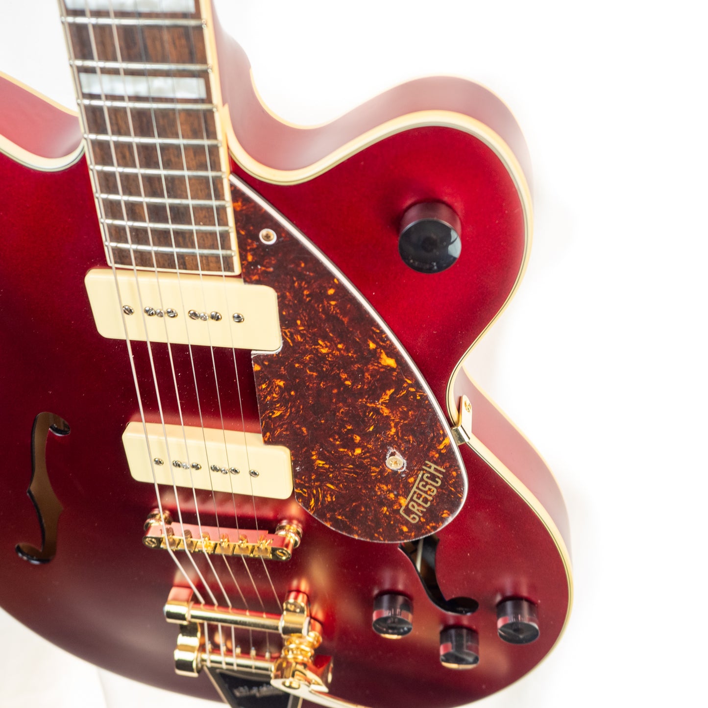 Gretsch G2622TG-P90 Limited Edition Streamliner Center Block P90 with Bigsby Candy Apple Red